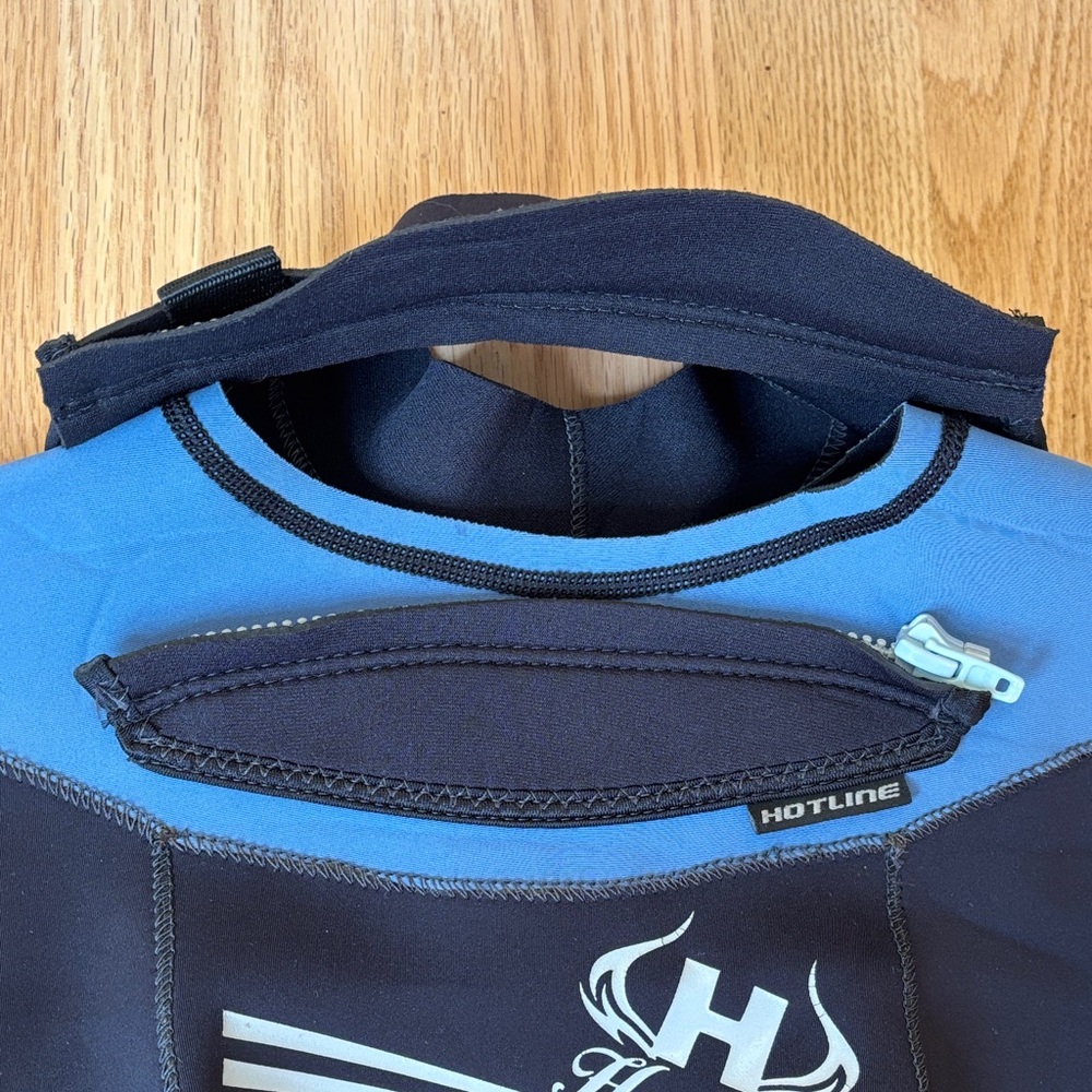 Hotline Shorty Half Sleeve Wetsuit with chest zip. W8 - Picture 3 of 8